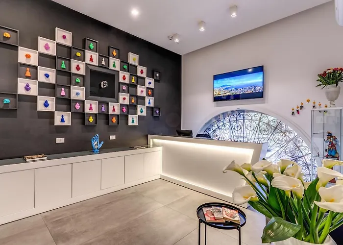 Gallery Suite Naples
